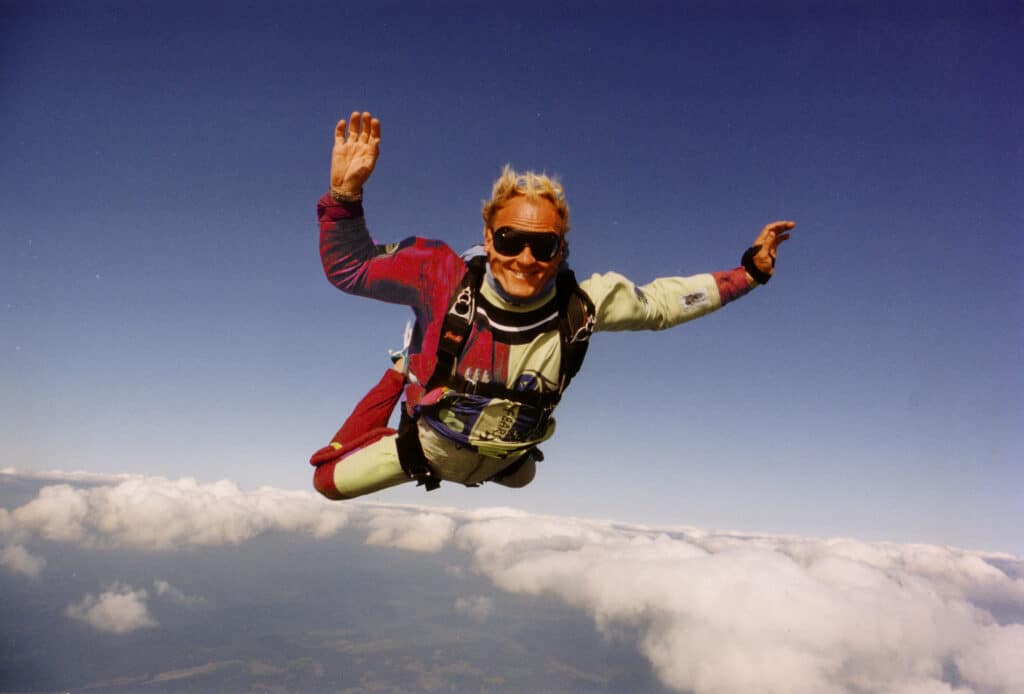 8 Jochen Schweizer in free fall 1996