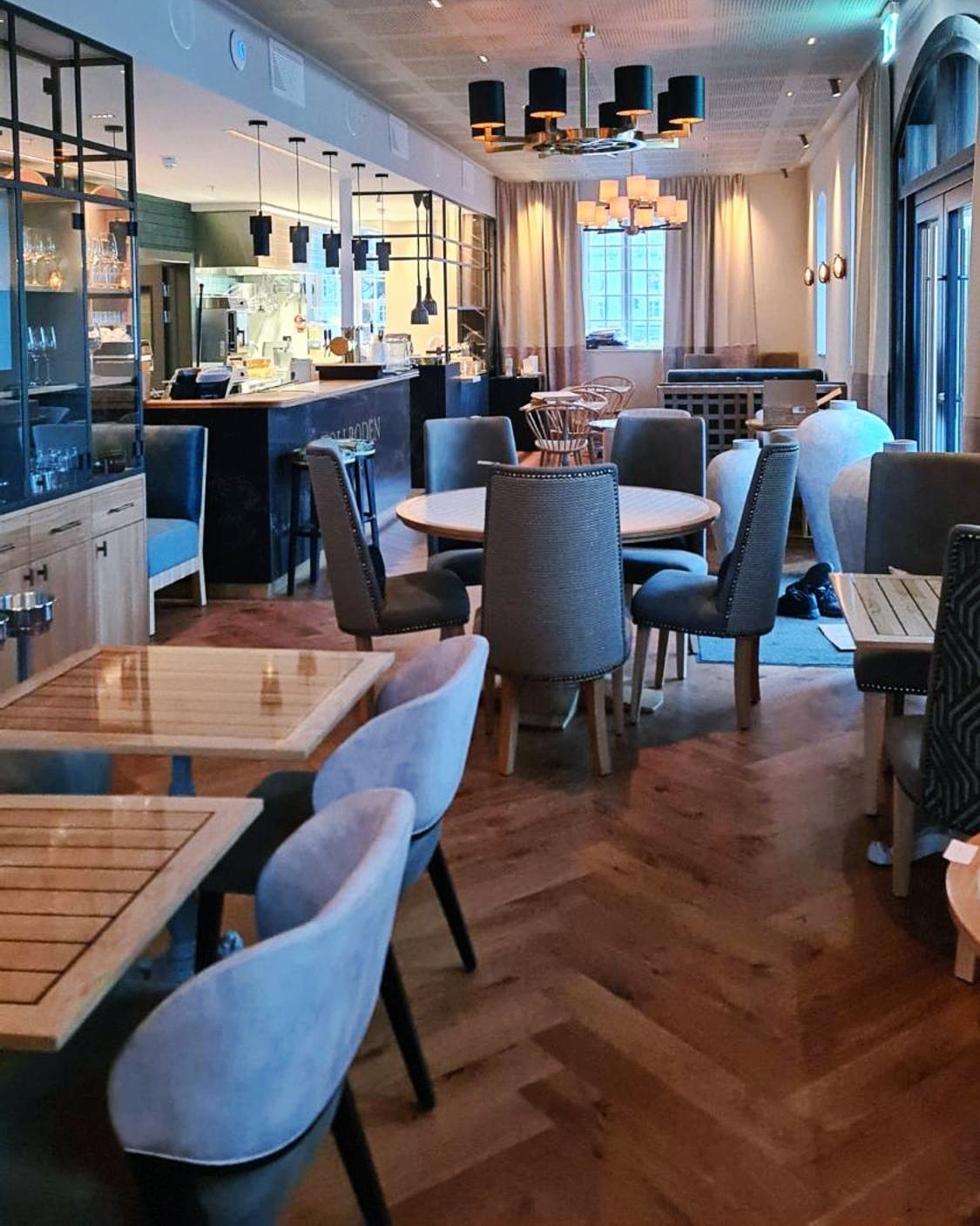 det-lille-hotel-risor-restaurant-innen